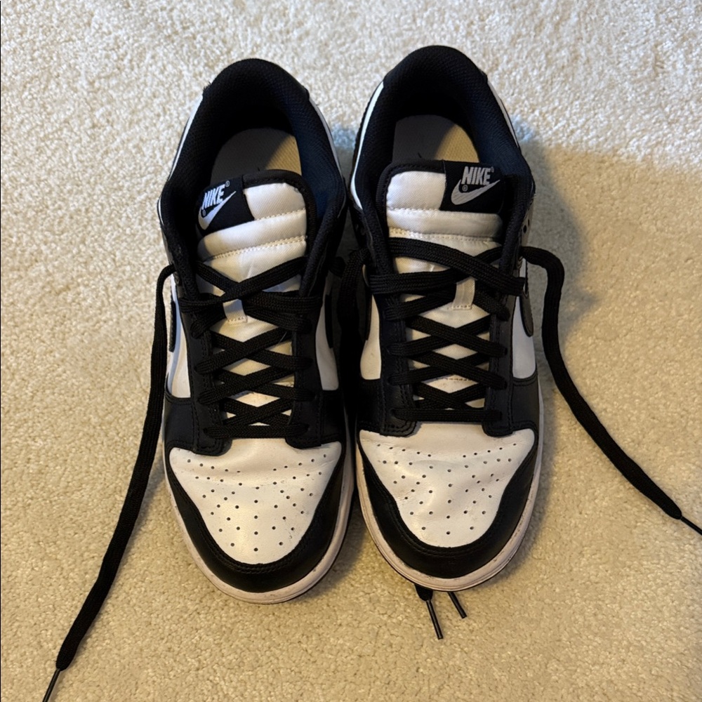 Nike Classic Black and White Low-Tops